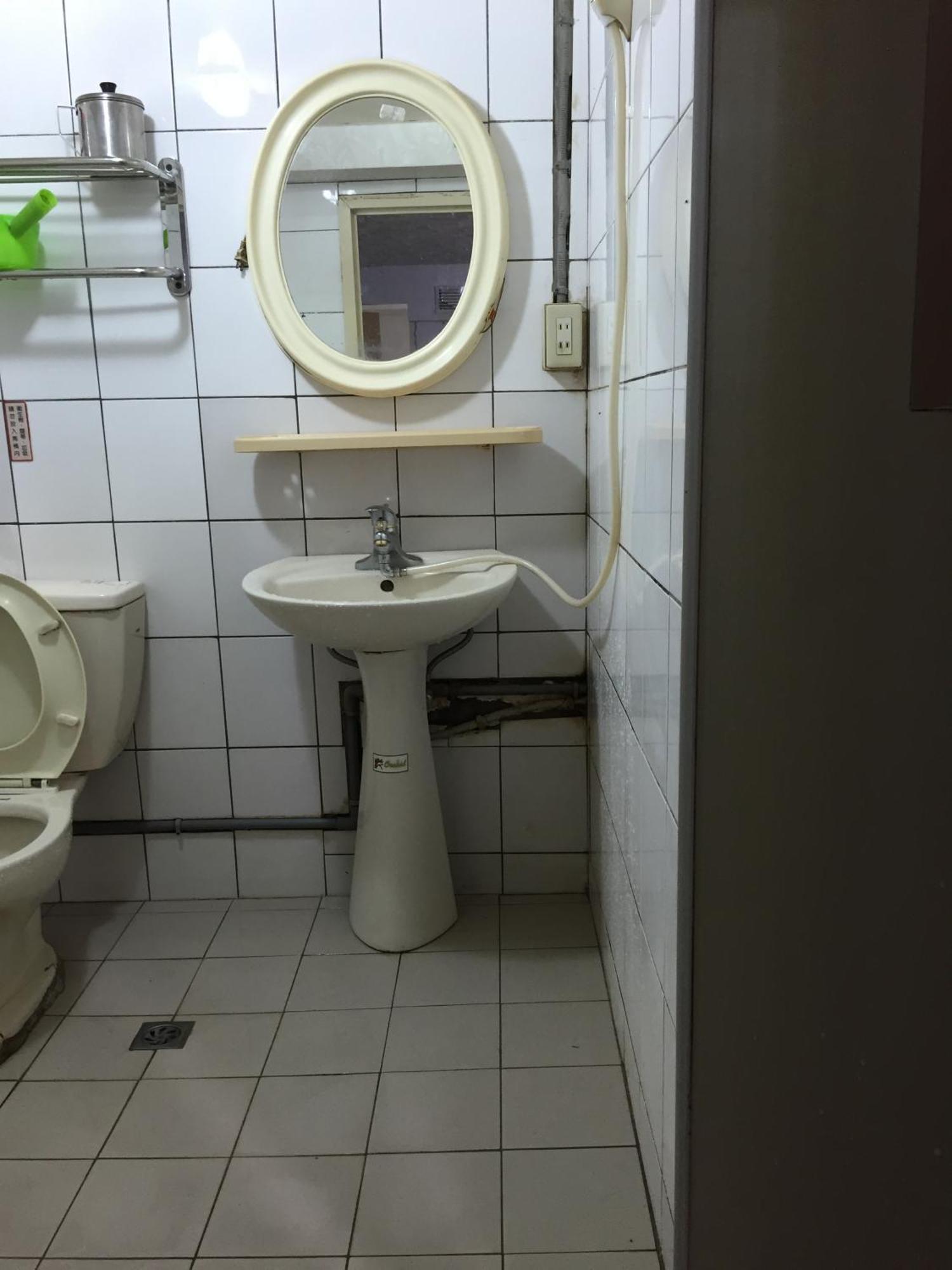 Chia Rong Hostel Tajpej Zewnętrze zdjęcie